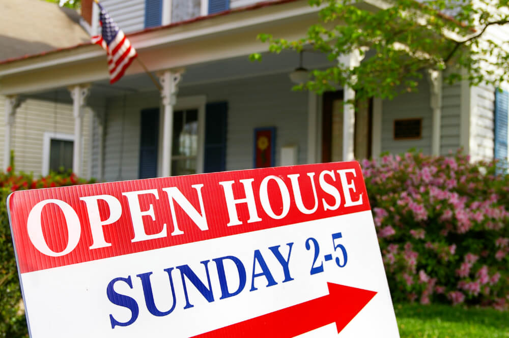 open house sign front home